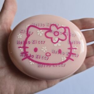 🩷 Hello Kitty Contact Lense Case
